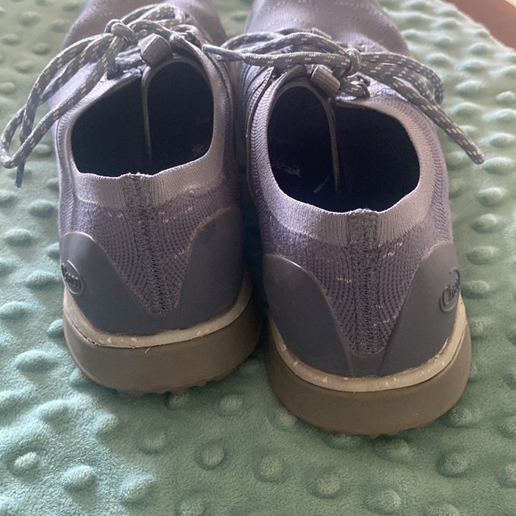 Chacos shoes - Picture 2 of 5